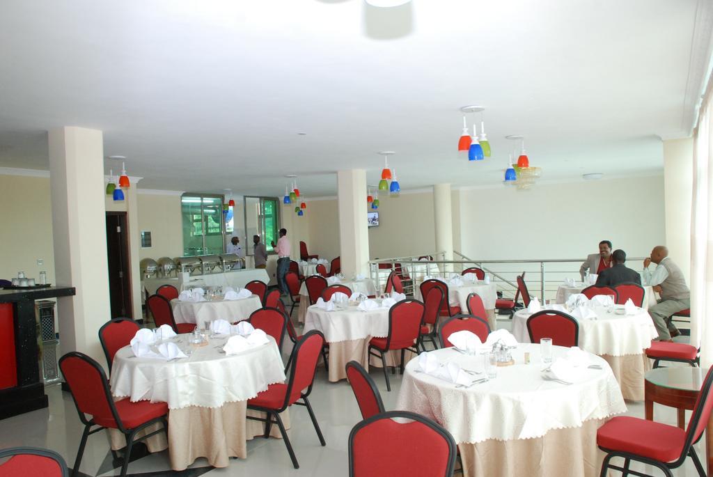 Addis Amba Hotel Багір-Дар Екстер'єр фото