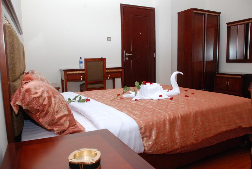Addis Amba Hotel Багір-Дар Екстер'єр фото