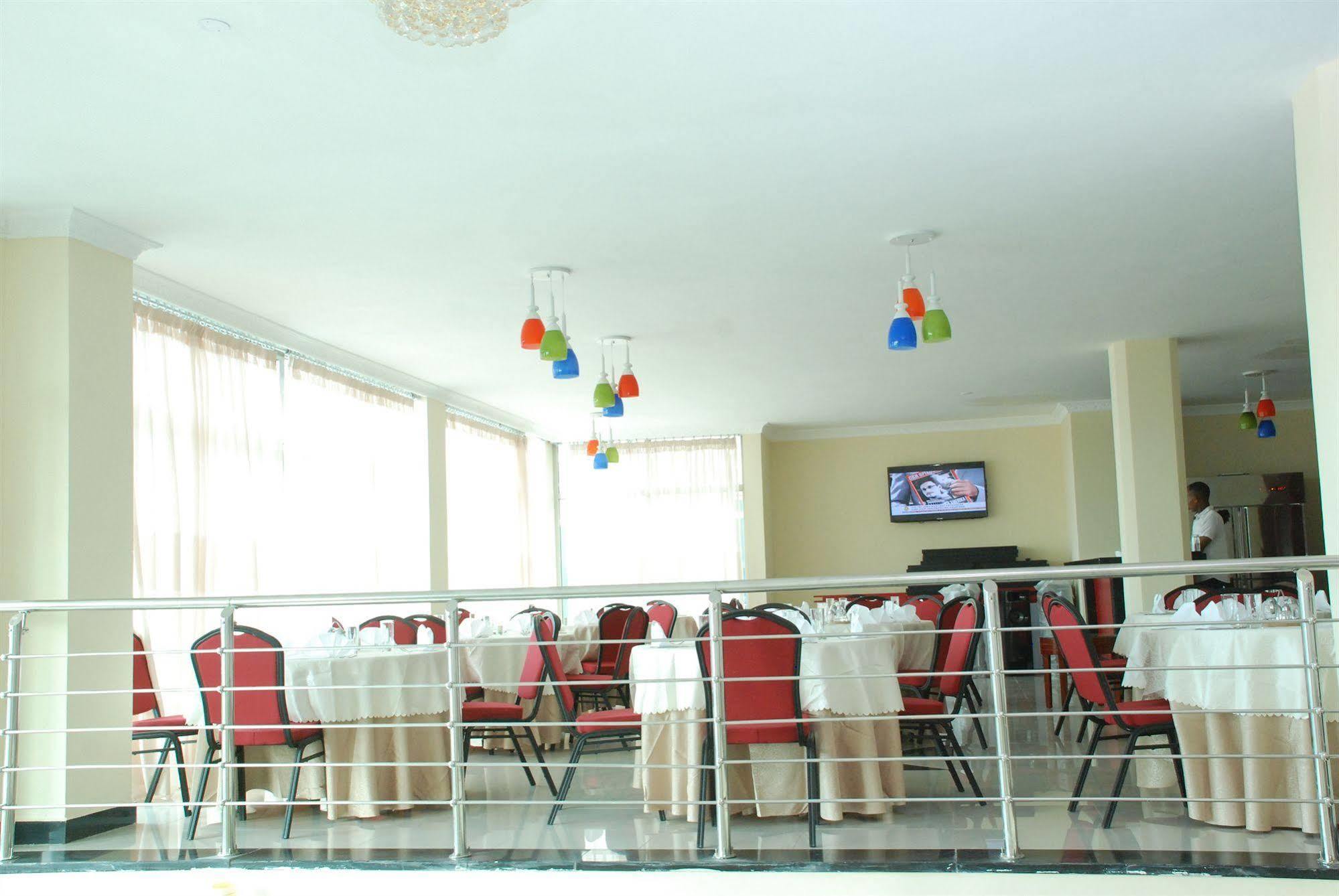 Addis Amba Hotel Багір-Дар Екстер'єр фото